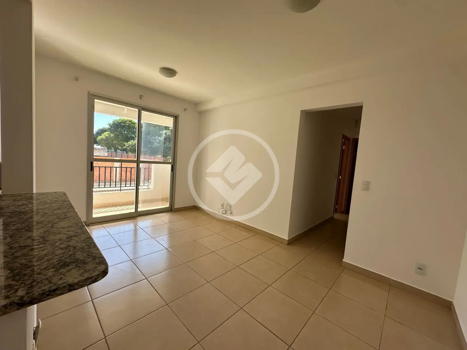 Apartamento 2 quartos no Bairro Avenida Universitaria, Rio Verde — foto 3 de 6