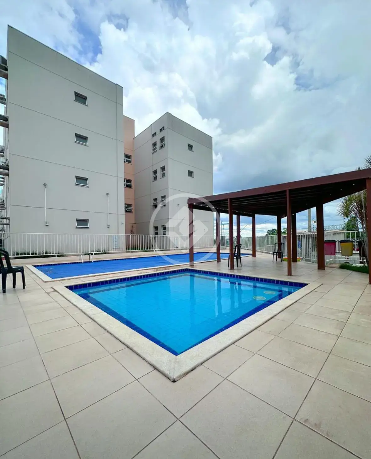 Apartamento / Bom D+ Residencial Laranjeiras