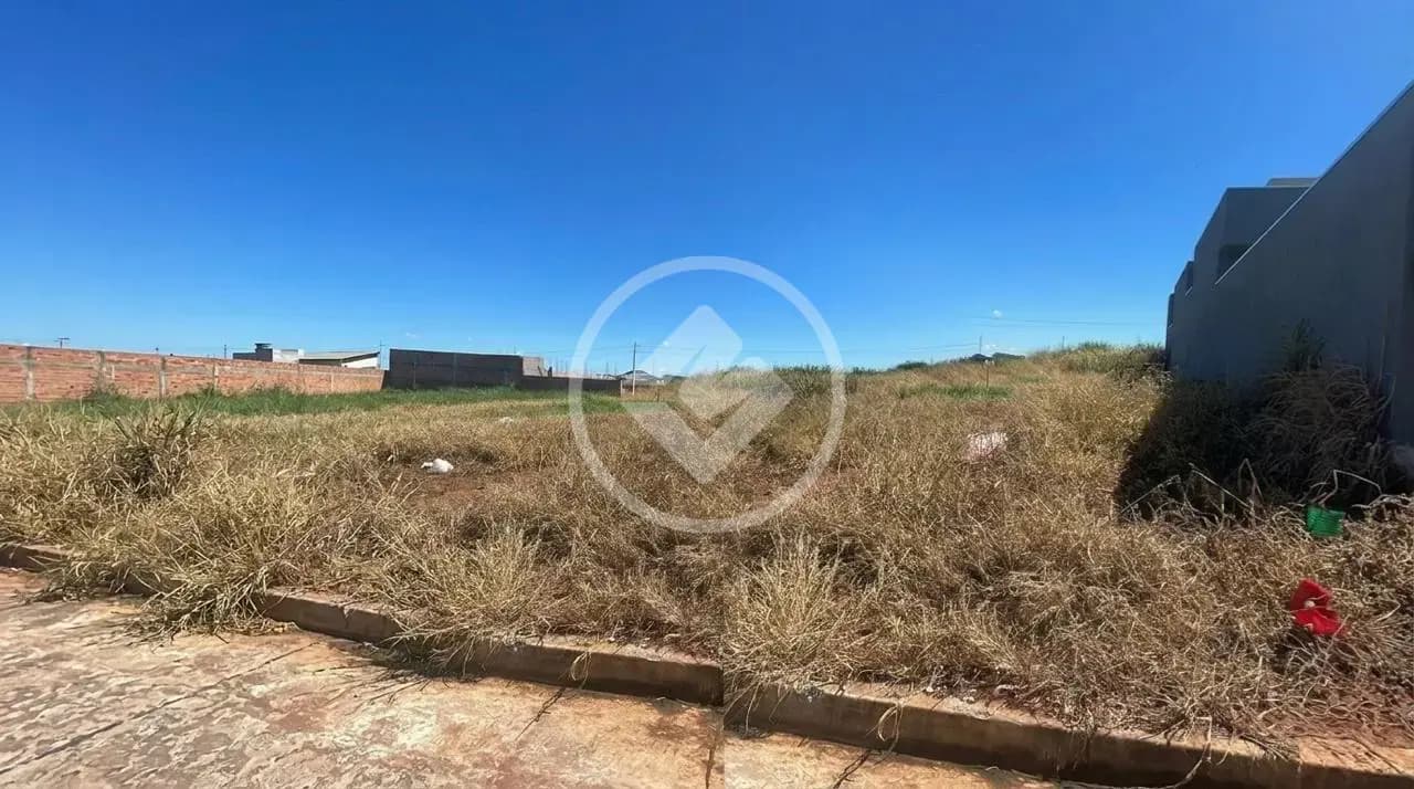 TERRENO Á VENDA / RECANTO DAS EMAS