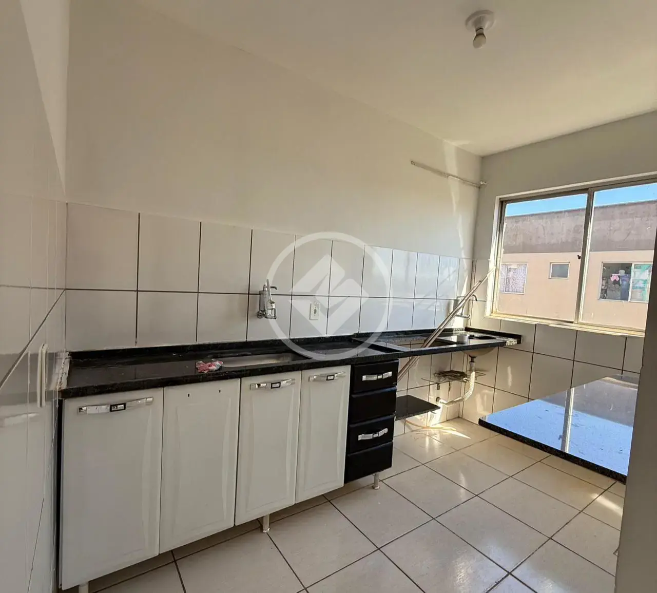 APARTAMENTO Á VENDA / RESIDENCIAL PAINERAS 2