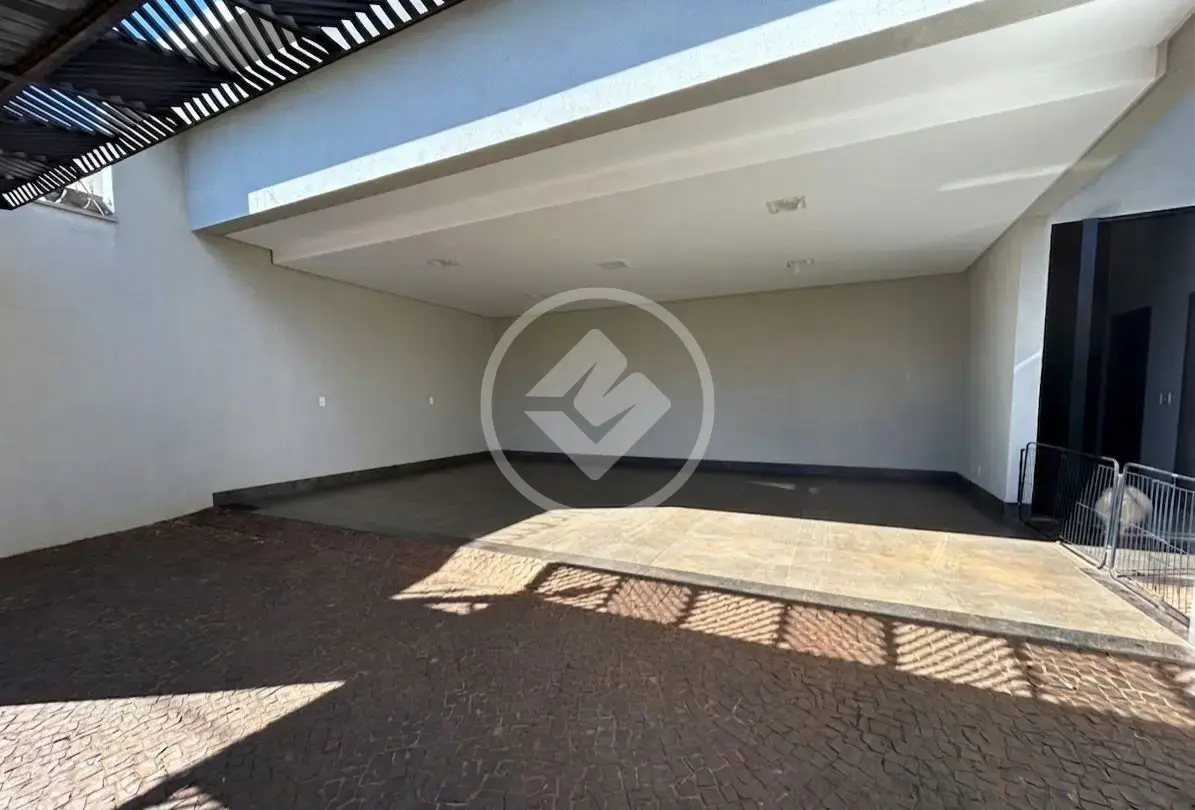Casa Comercial 4 quartos no Parque dos Buritis, Rio Verde — foto 3 de 5