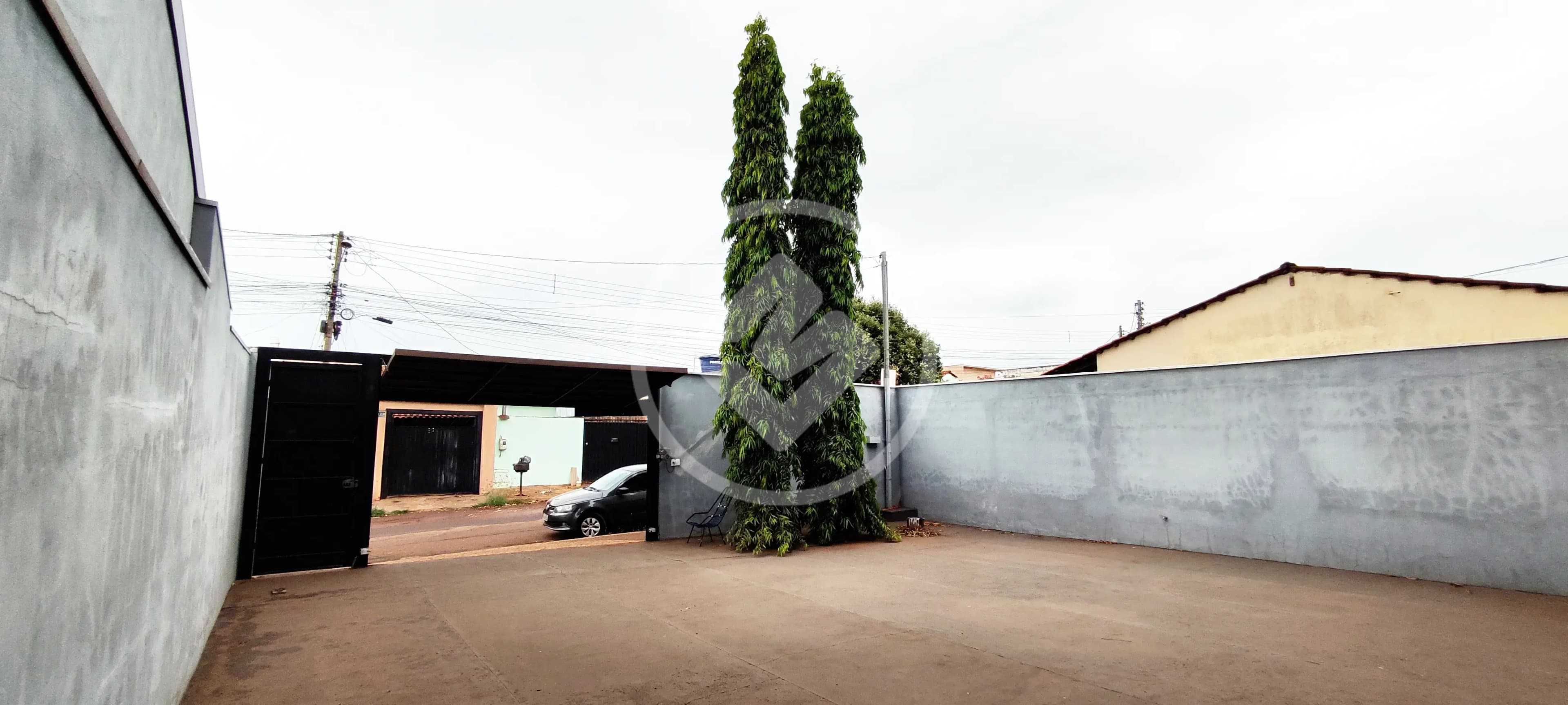 Sobrado 6 quartos no Veneza, Rio Verde — foto 2 de 6