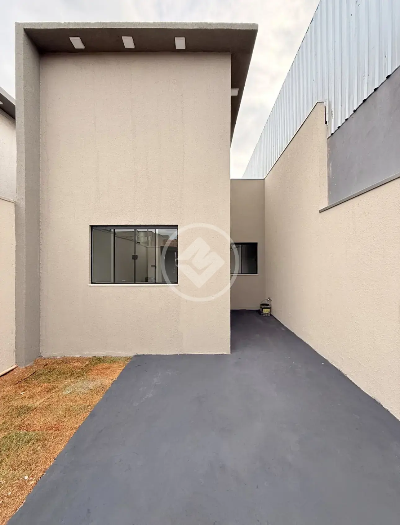 CASA Á VENDA / JARDIM FLORESTA