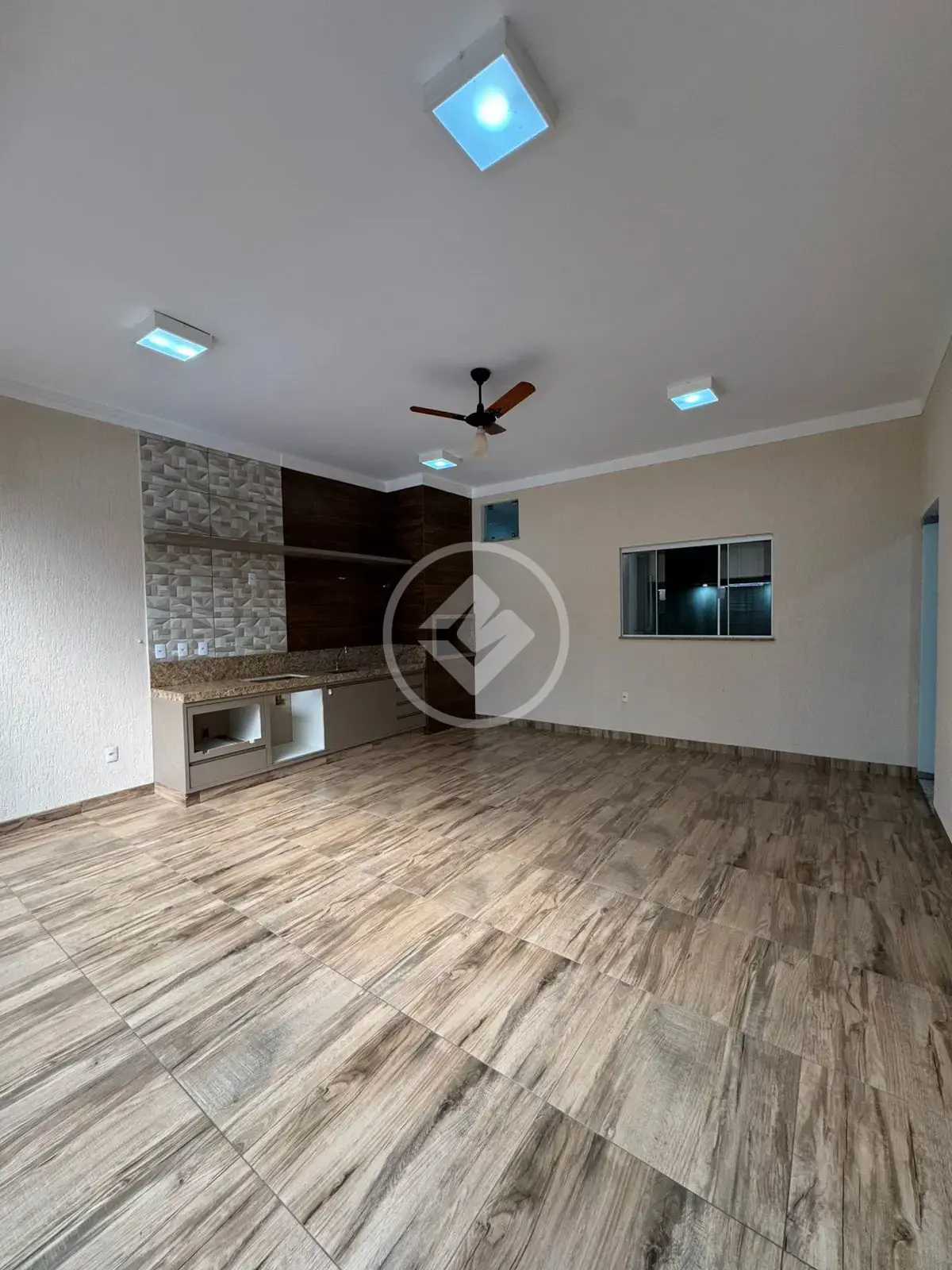 Casa 3 quartos no Parque das Laranjeiras Prolongamento, Rio Verde — foto 3 de 6