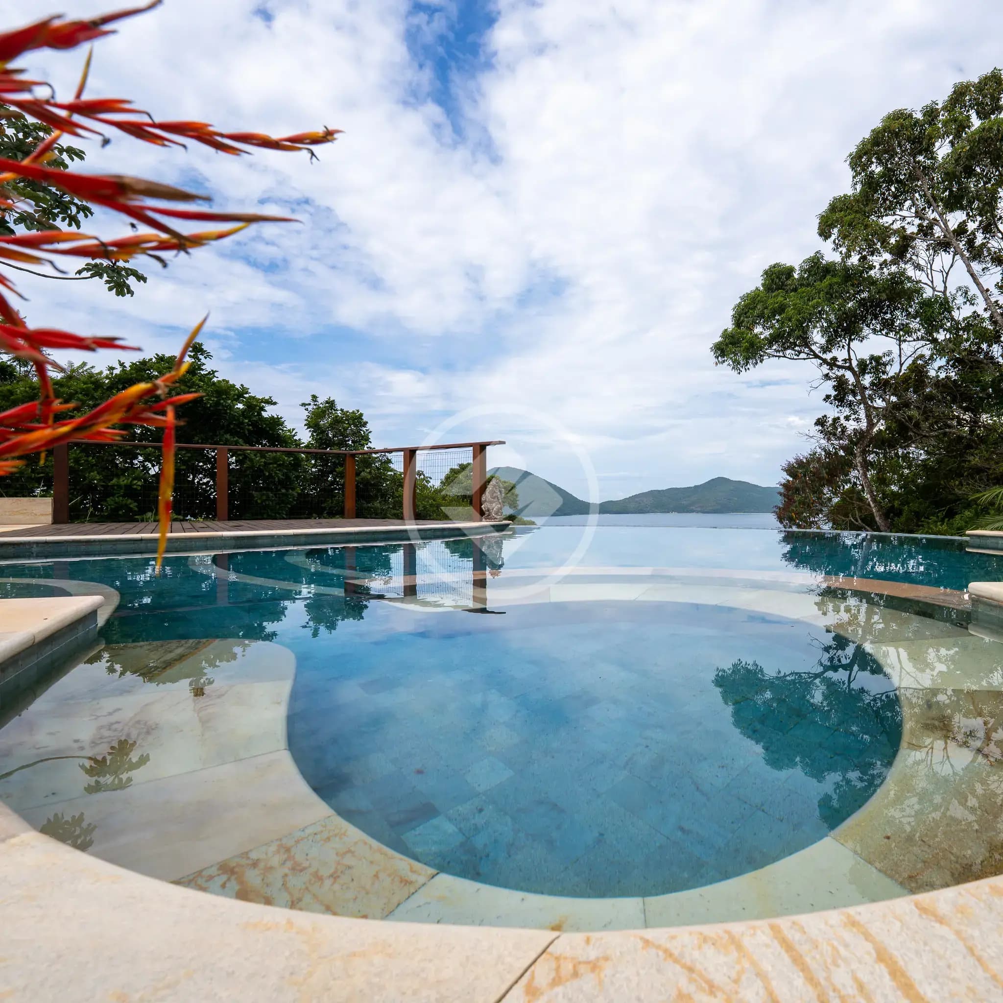 Casa Condomínio 6 quartos no Toninhas, Ubatuba — foto 2 de 6