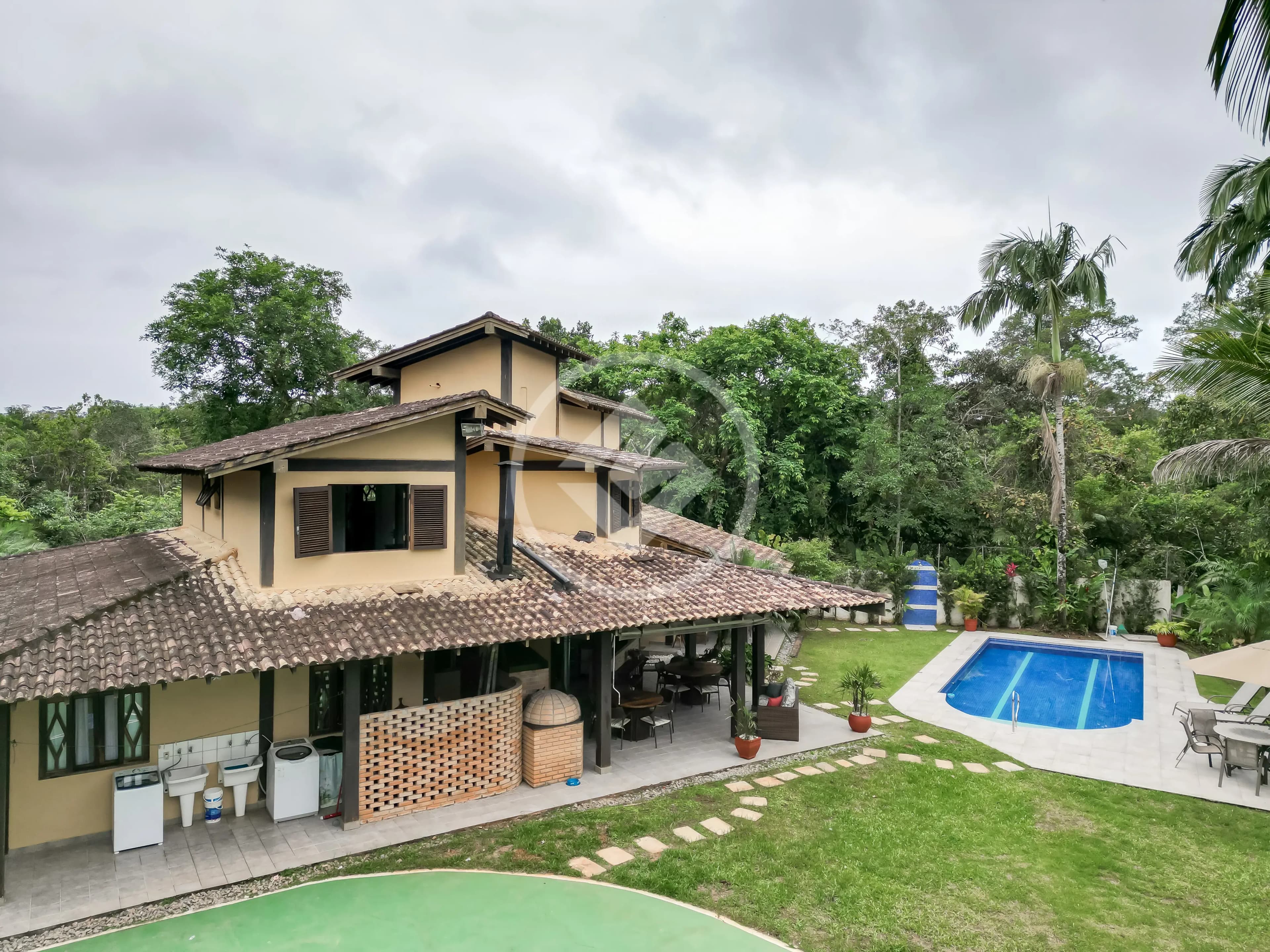 São Lourenço - 4 suítes