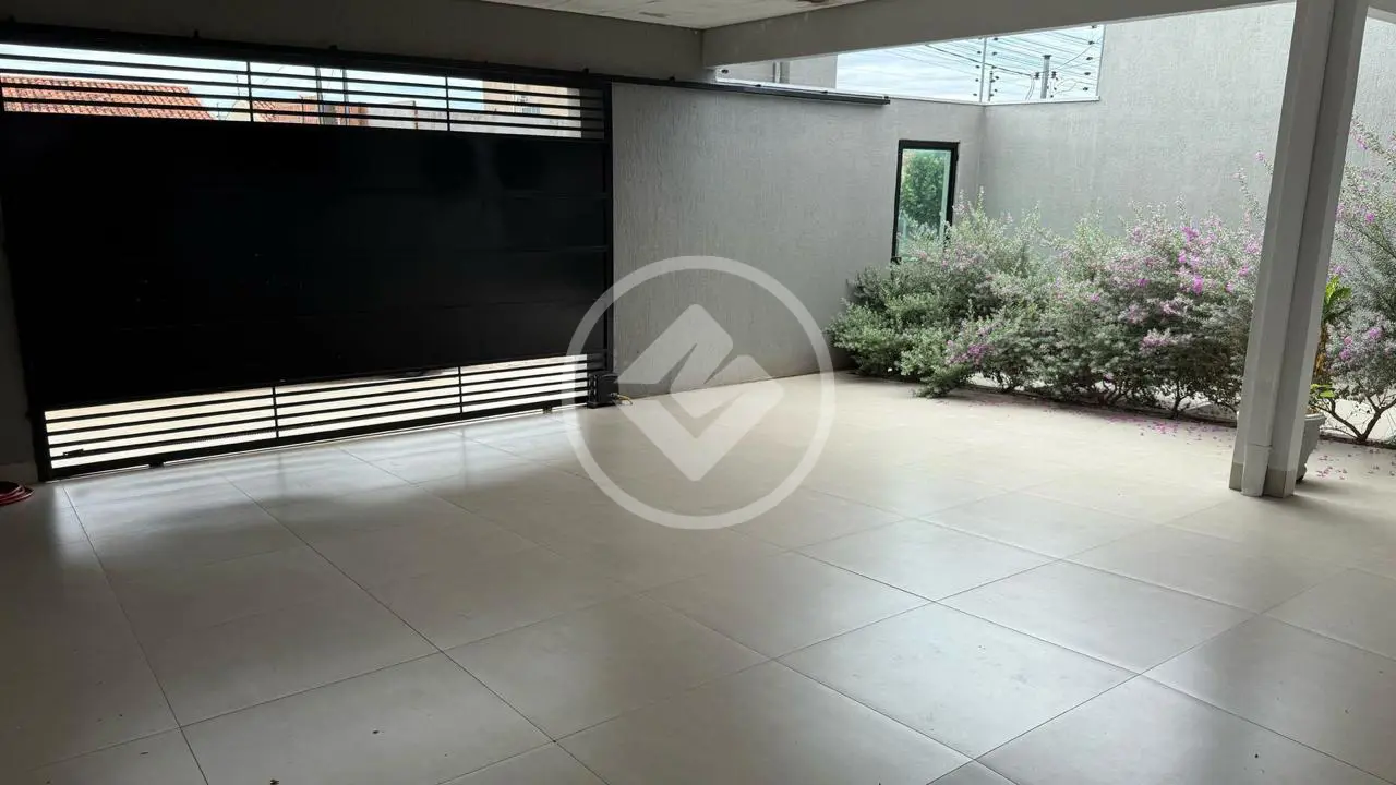 VENDO CASA RESIDENCIAL TRES AMERICAS