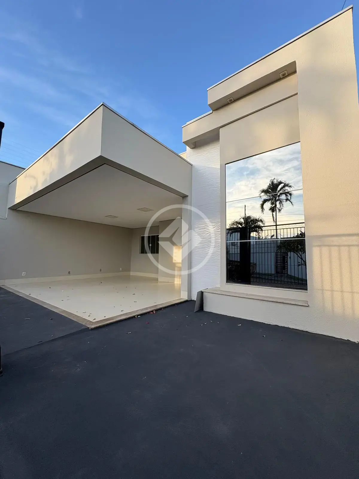 CASA A VENDA BAIRRO BURITI R$ 650K
