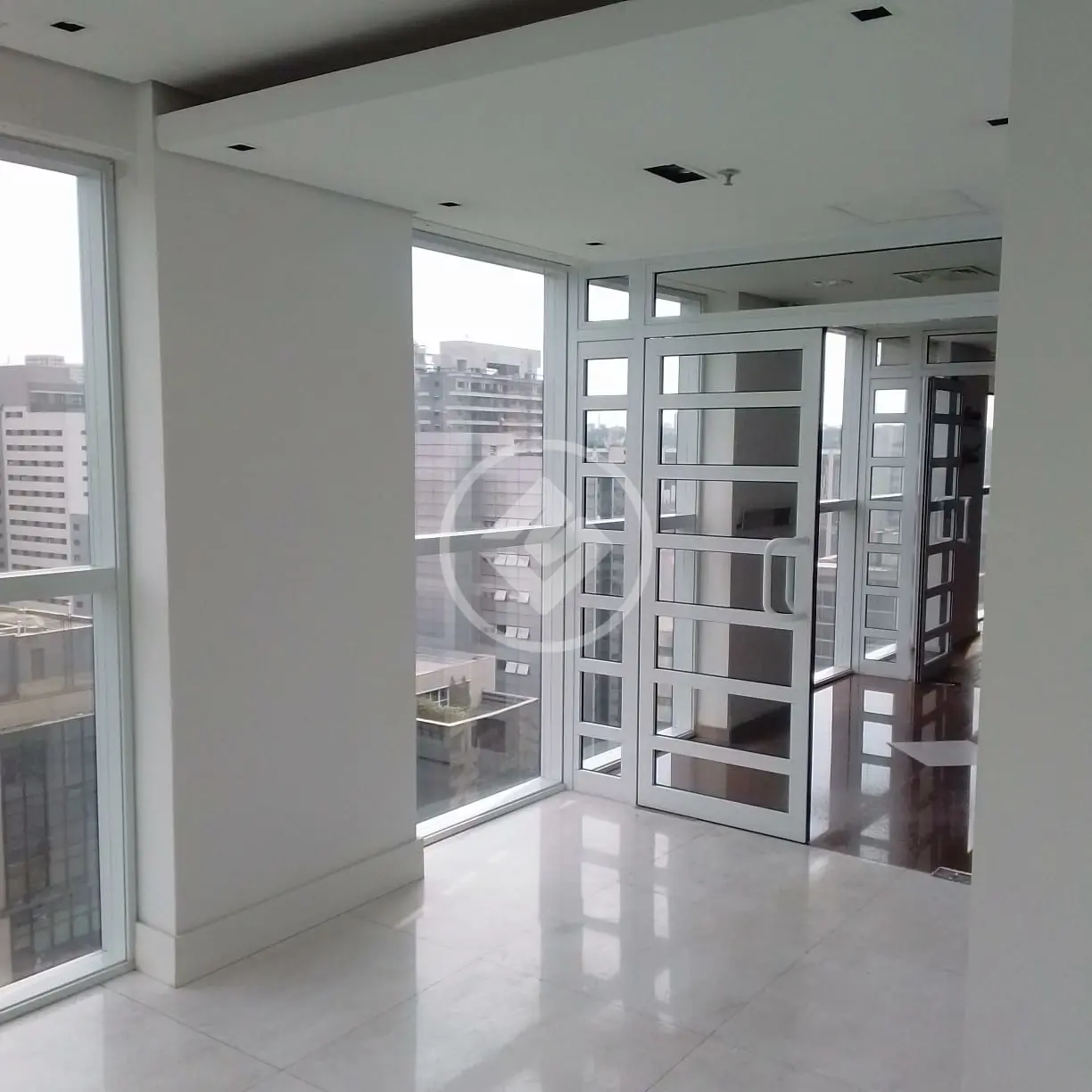Edificio 4 quartos no Vila Olímpia, São Paulo — foto 3 de 6