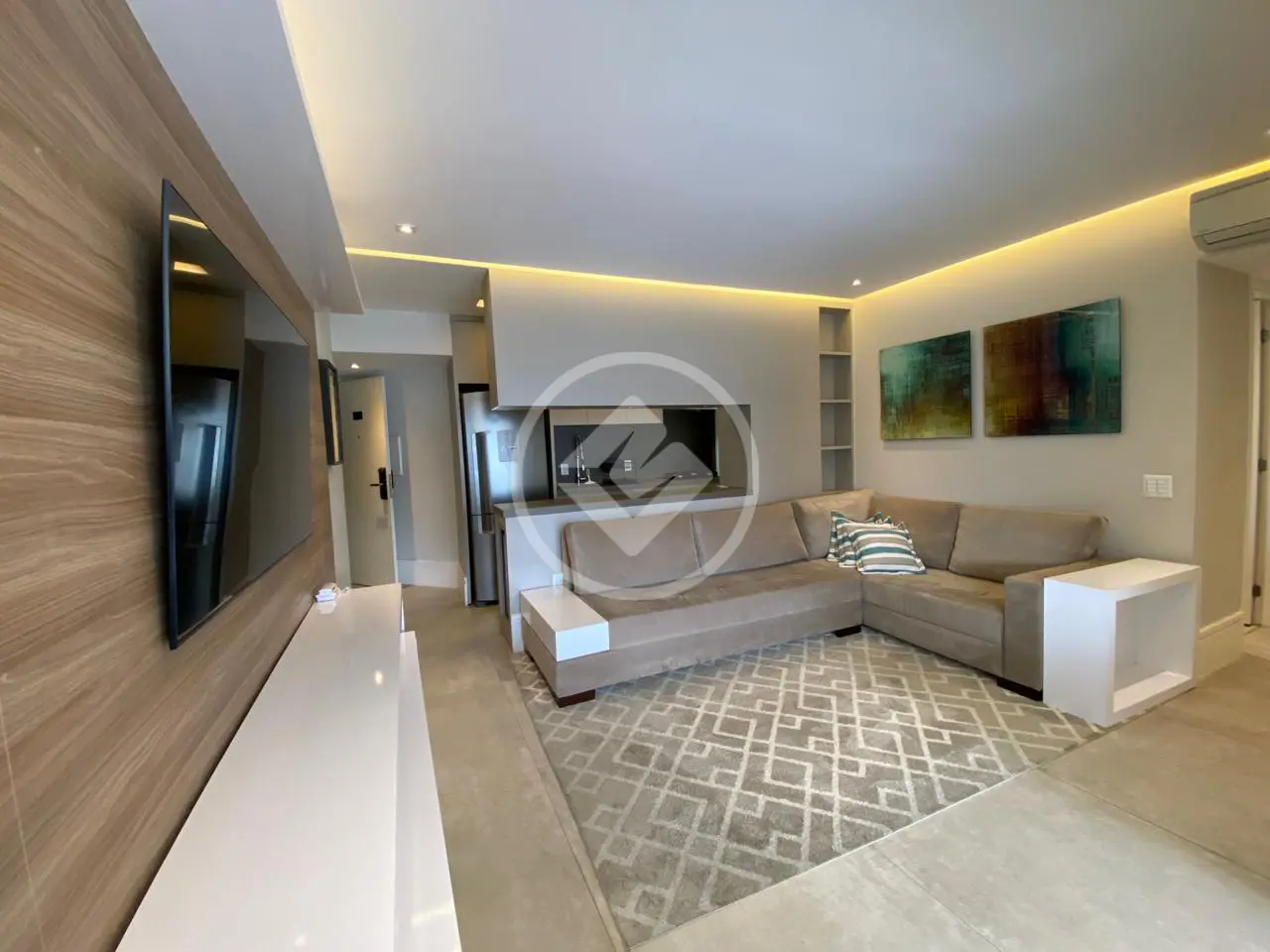 Vendo apartamento Vila Nova conceição 2 dormitorios, 2 vagas, mobiliado.
