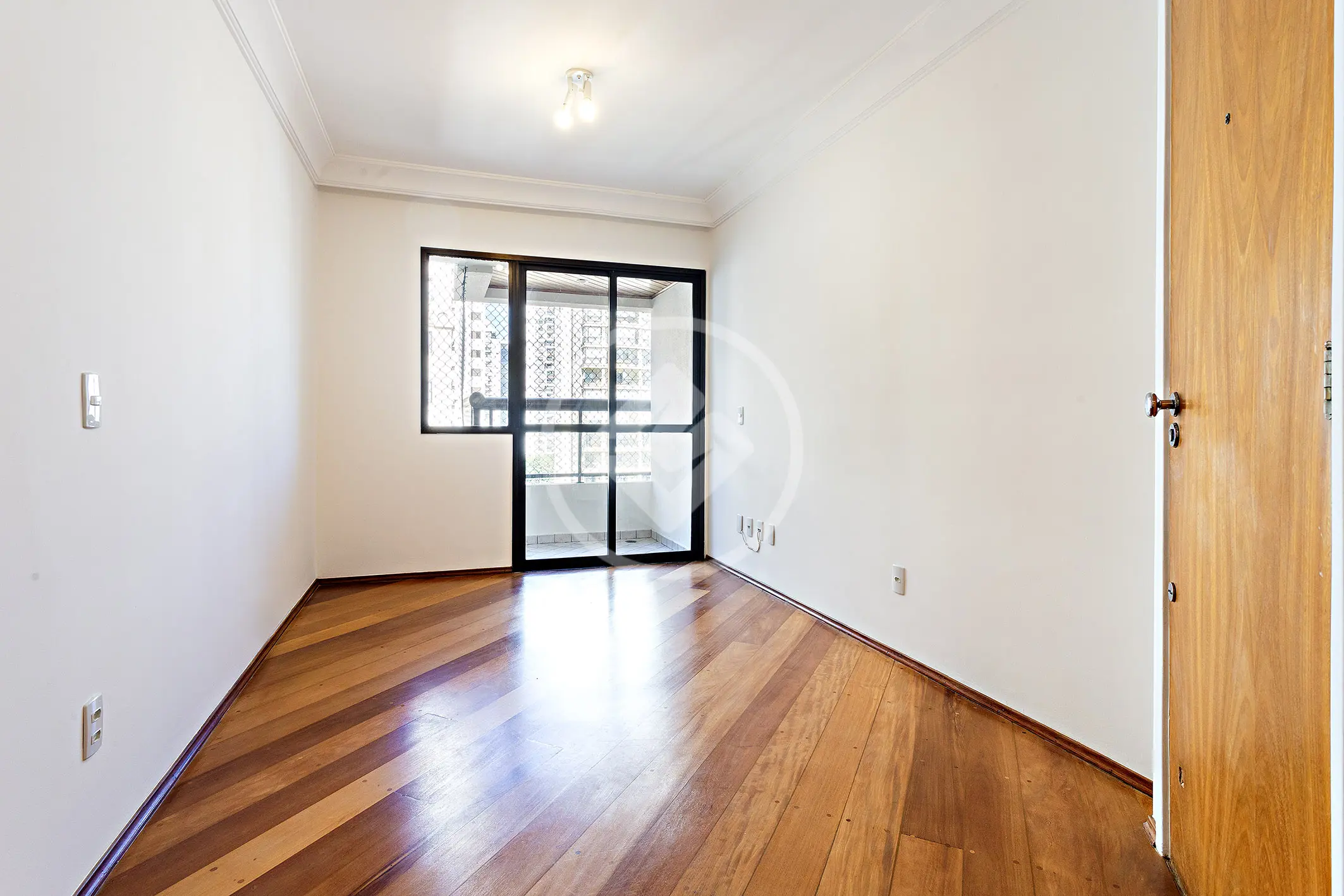 Apartamento a venda no Brooklin Paulista com 75m² 2 dormitorios 1 suite e 2 vagas + deposito