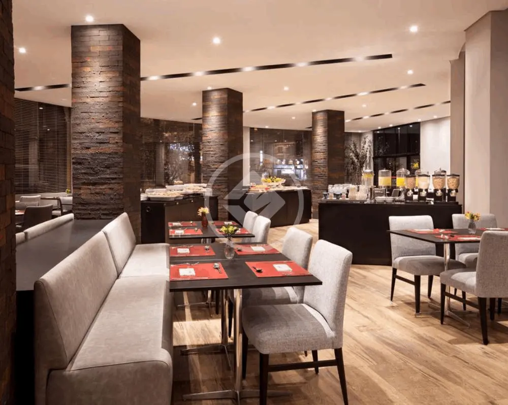 Flat 28m à venda na Avenida Ibirapuera no Hotel Meliá - Unidade Hoteleira com 1 Vaga de Garagem.