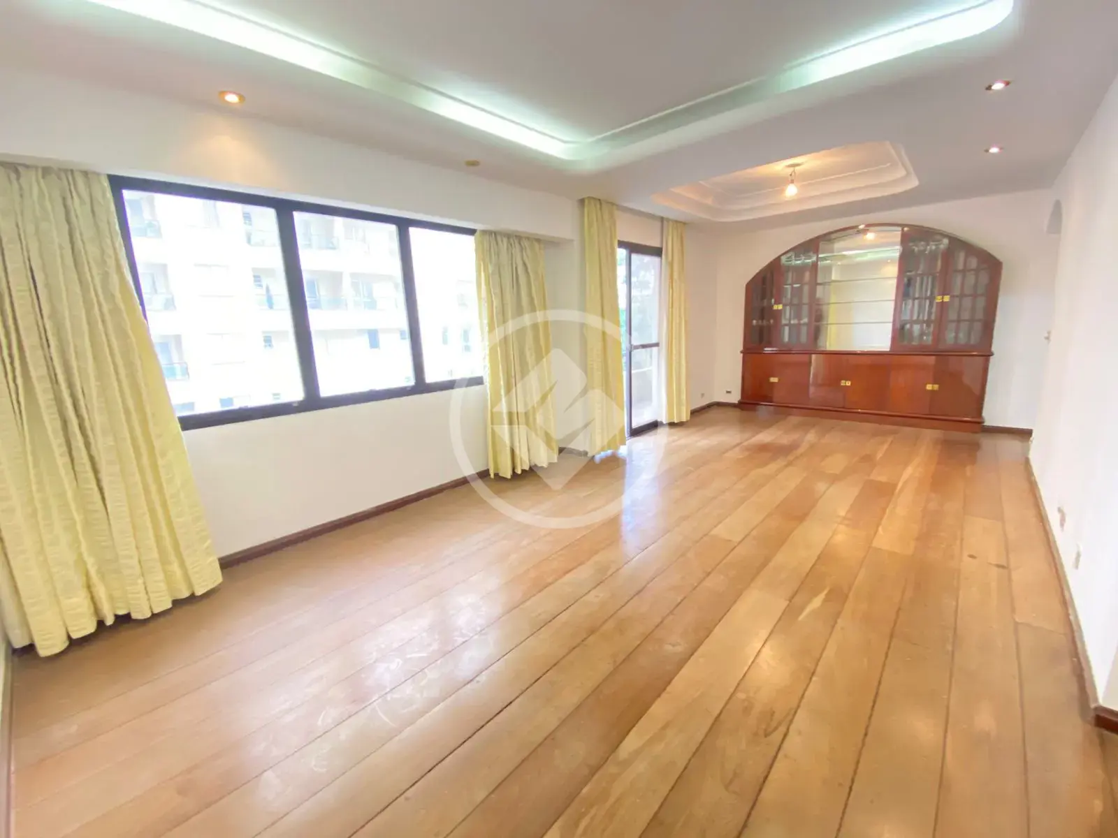 Apartamento na Vila Andrade Zona Zul de SP com 150m2 - 3 vagas e 3 dormitórios