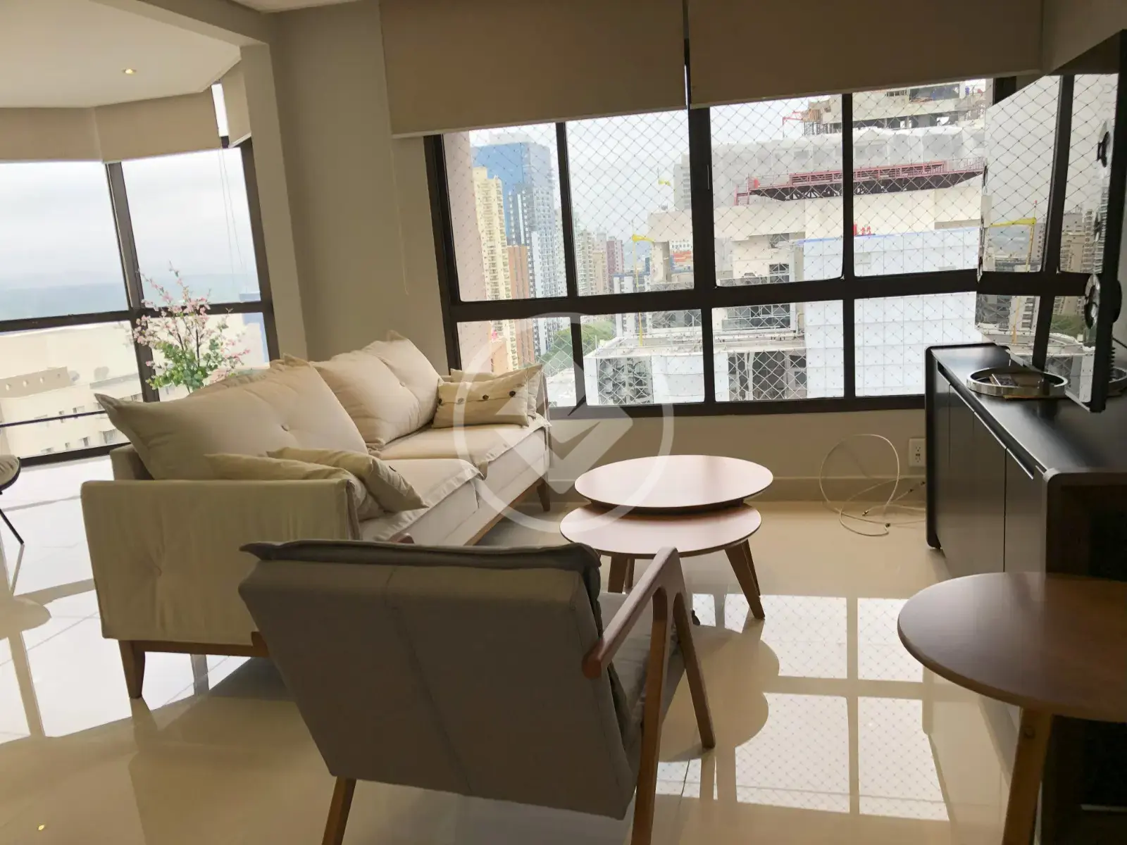 Apartamento Mobiliado para Locação, 127m2, 3 quartos, 1 suíte, 2 vagas, Alphaville