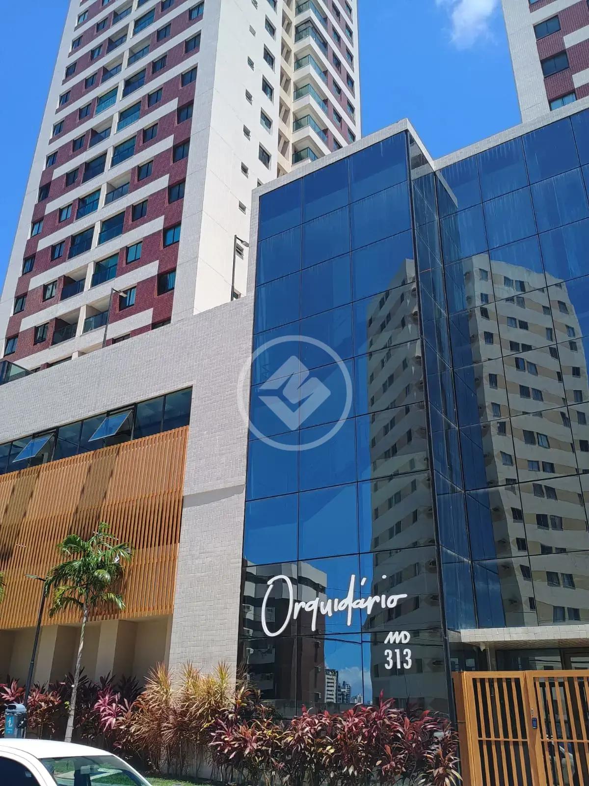 Apartamento 2/4 na região do Shopping da Bahia