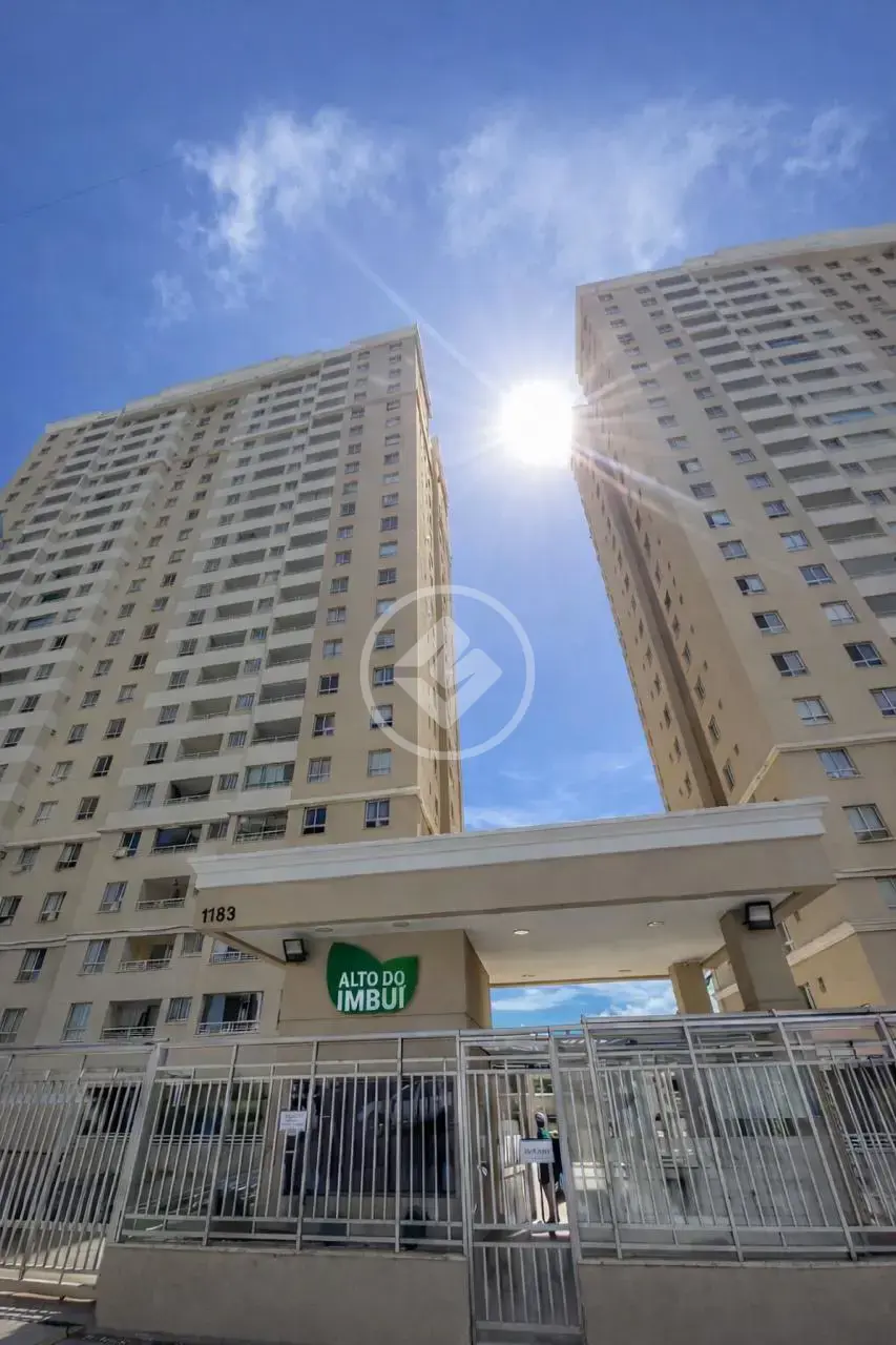 Apartamento 3/4 com piscina no imbuí