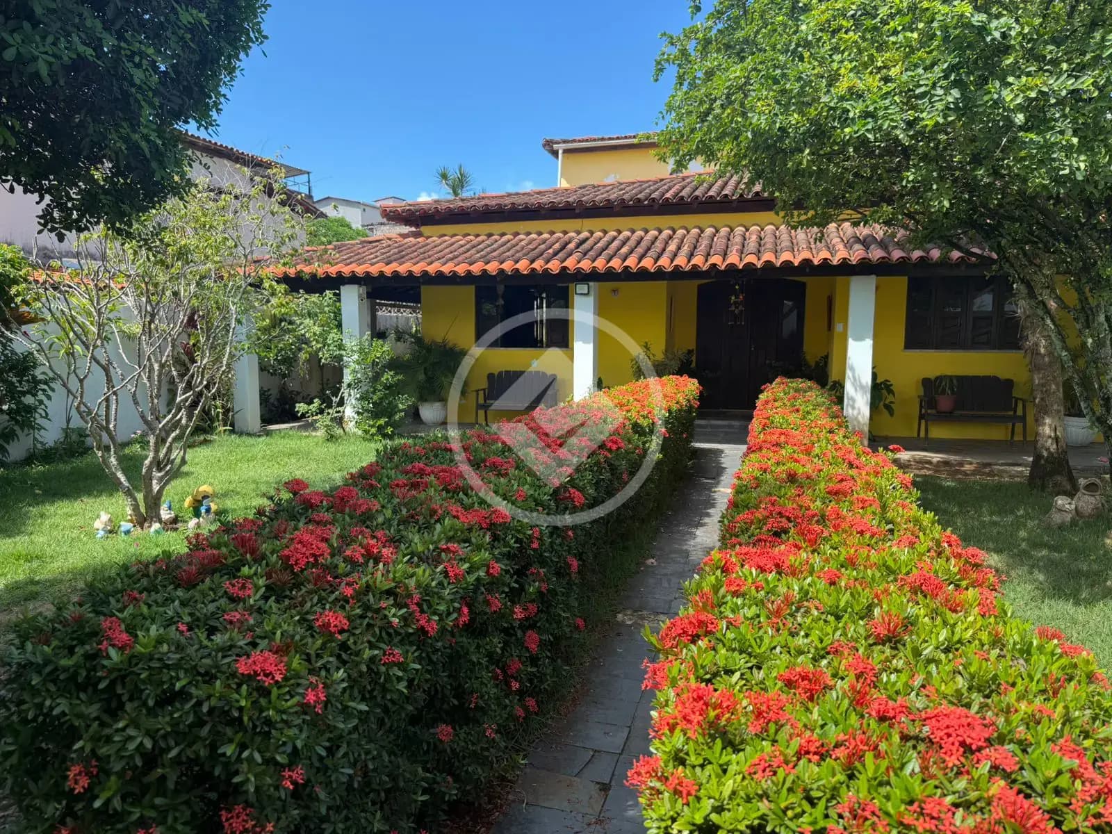 CASA 5/4 AV. JORGE AMADO