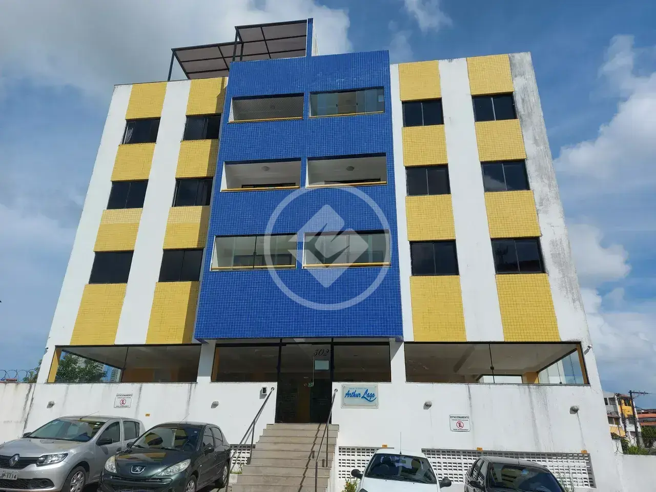 Apartamento 2/4 com piscina em Pernambués