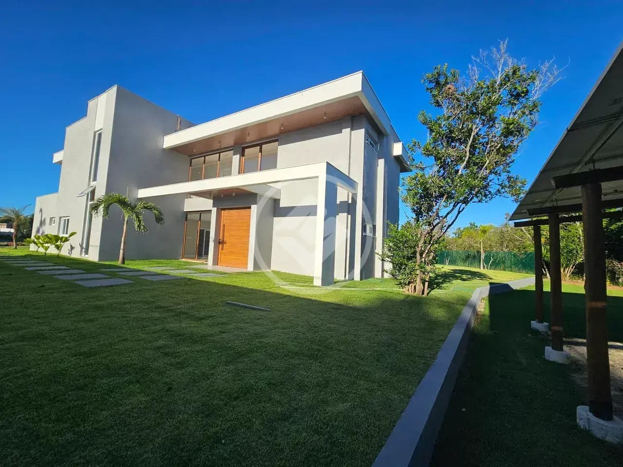 Casa 6 suítes Nunca Habitada