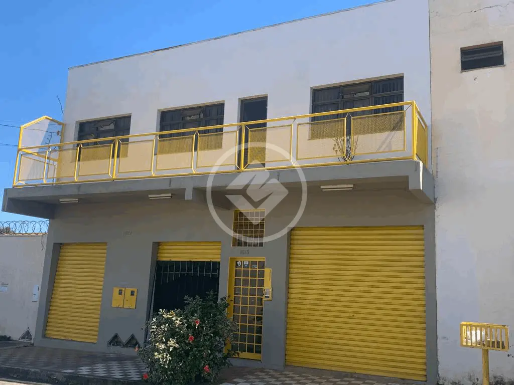 Sobrado à venda com 3 Quartos, sendo 1 Suíte – 360 m²- Segismundo Pereira - Uberlândia/MG