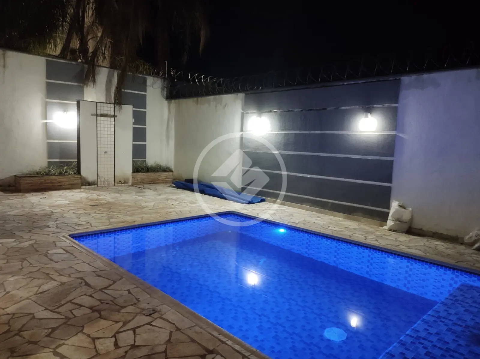 Casa Jardim Inconfidência, Uberlândia - MG — foto 2