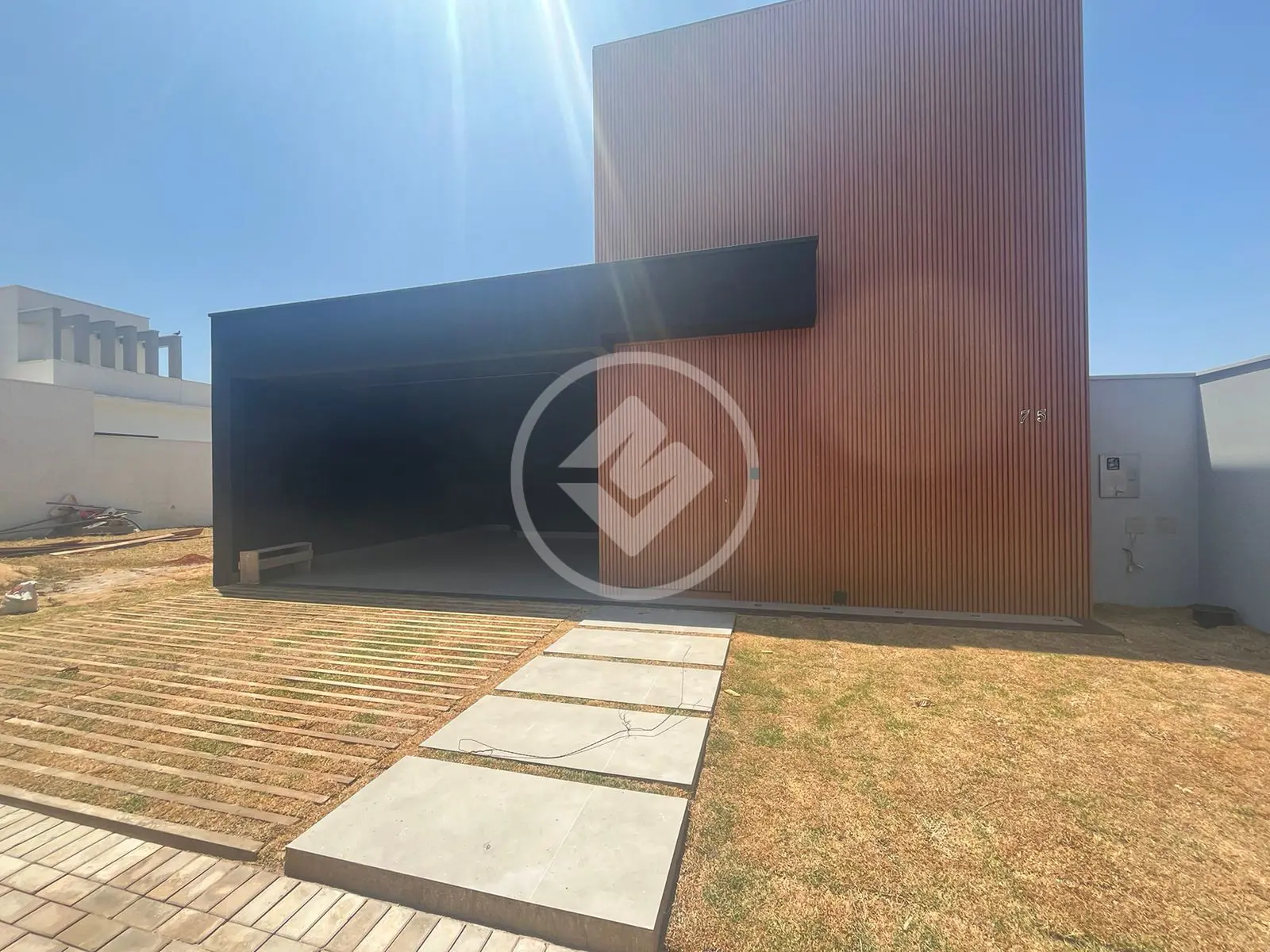 Casa Condomínio Granada, Uberlândia - MG — foto 1