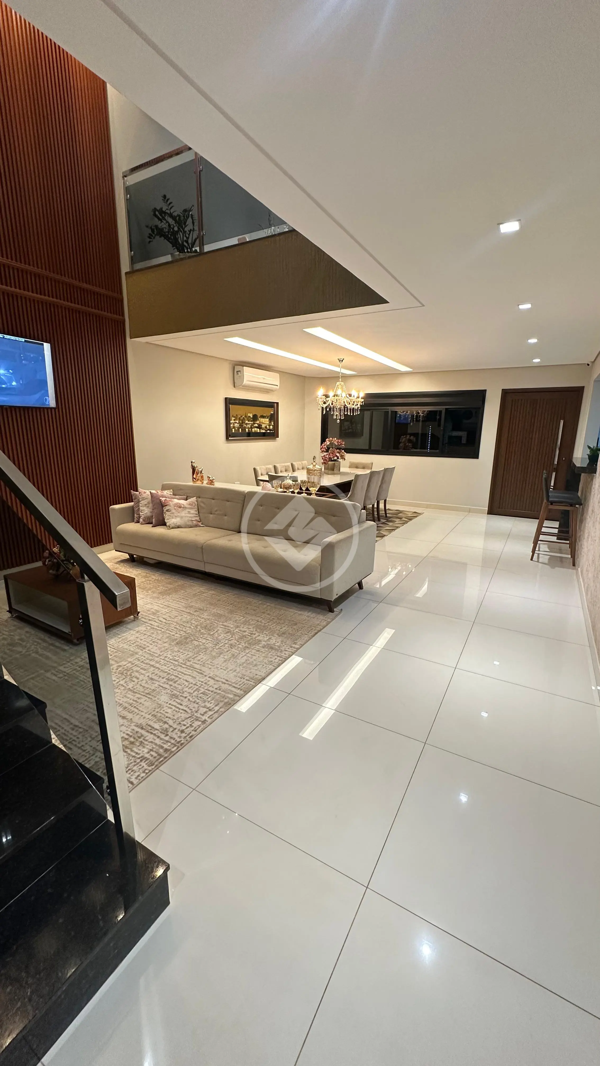 Sobrado 4 quartos no Santa Mônica, Uberlândia — foto 6 de 6