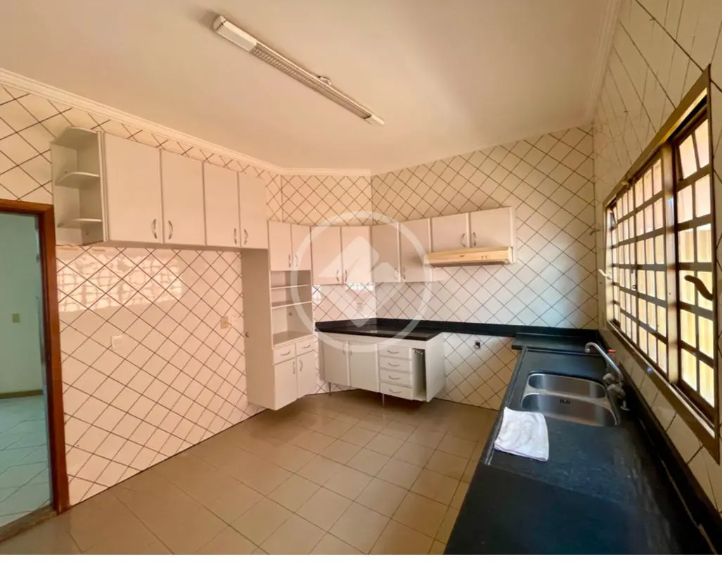 Casa 4 quartos no Jardim Karaíba, Uberlândia — foto 3 de 6