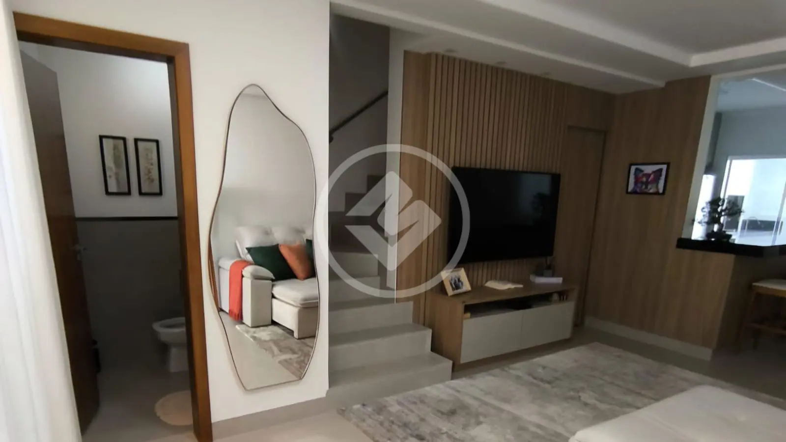Sobrado 3 quartos no Grand Ville, Uberlândia — foto 3 de 6