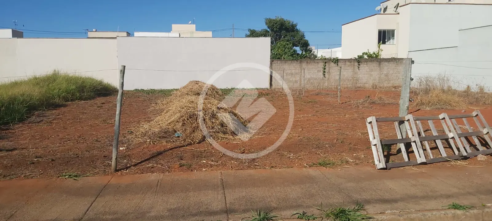 Terreno Novo Mundo, Uberlândia - MG — foto 1