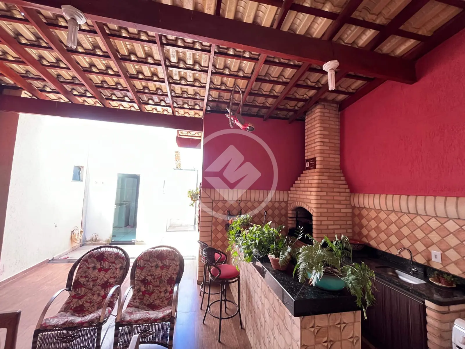 Casa à Venda com 3 Quartos, sendo 3 Suítes - 202m² - Jardim Holanda - Uberlândia/MG