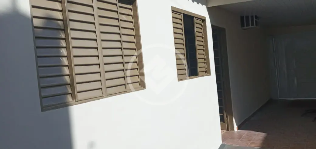 Casa 3 quartos no Tibery, Uberlândia — foto 3 de 4