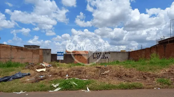 Terreno no São Jorge, Uberlândia — foto 3 de 4