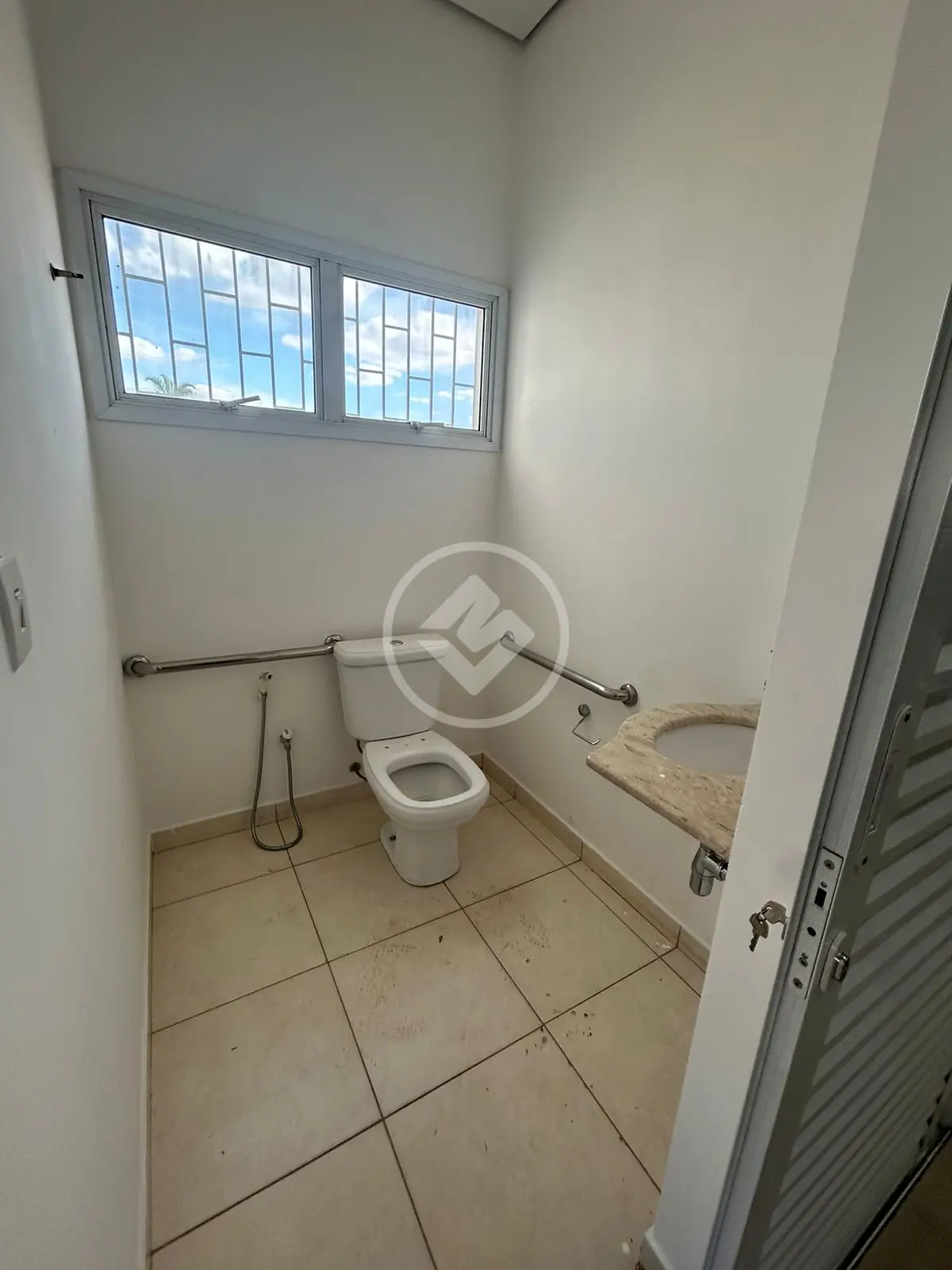 Sala Comercial no Segismundo Pereira, Uberlândia — foto 6 de 6