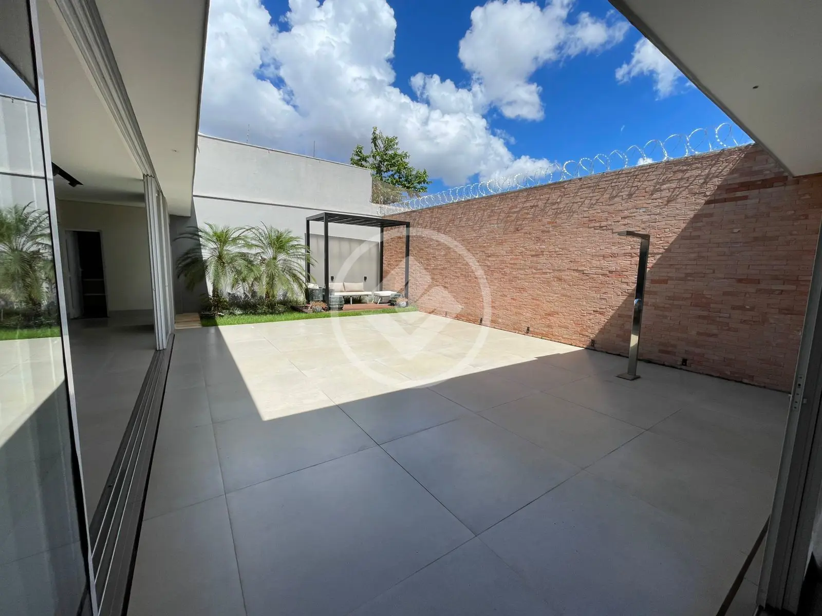 Sobrado 4 quartos no Osvaldo Rezende, Uberlândia — foto 5 de 6