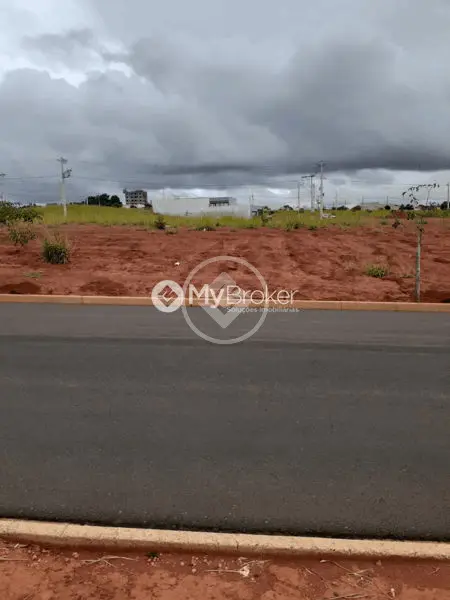 Terreno Loteamento Portal do Vale II, Uberlândia - MG — foto 1