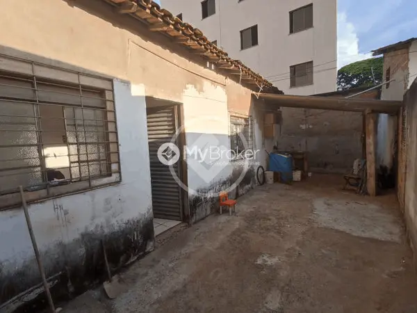 Casa 2 quartos no Santa Mônica, Uberlândia — foto 4 de 6