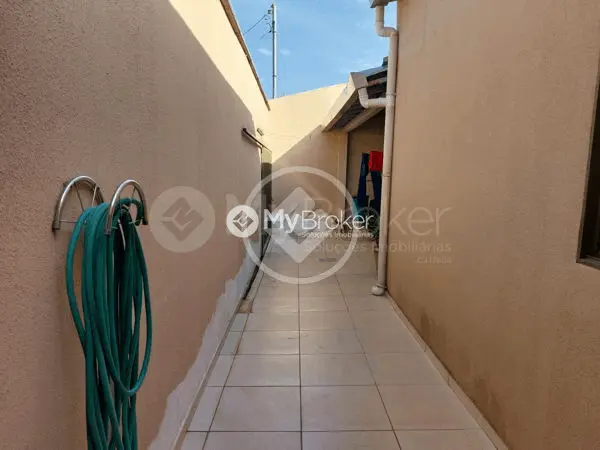 Casa 5 quartos no Luizote de Freitas, Uberlândia — foto 5 de 6