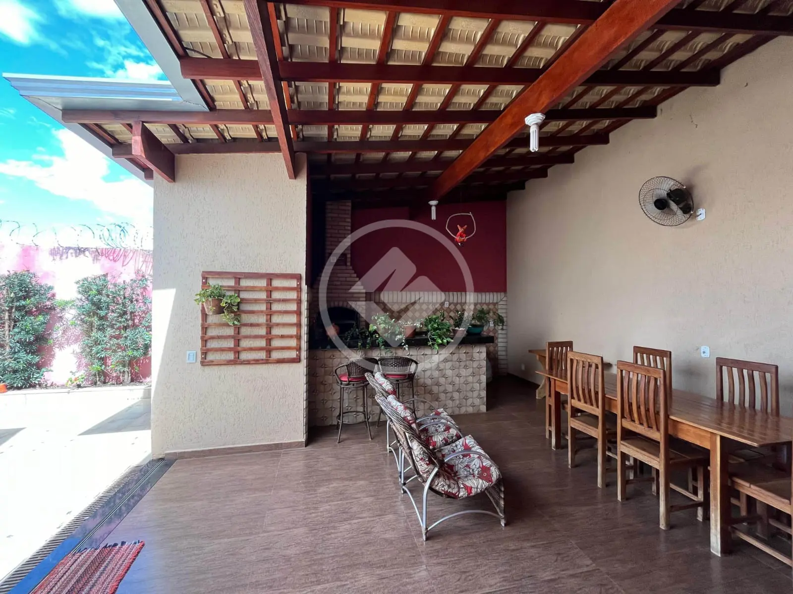Casa 3 quartos no JARDIM HOLANDA, Uberlândia — foto 2 de 6