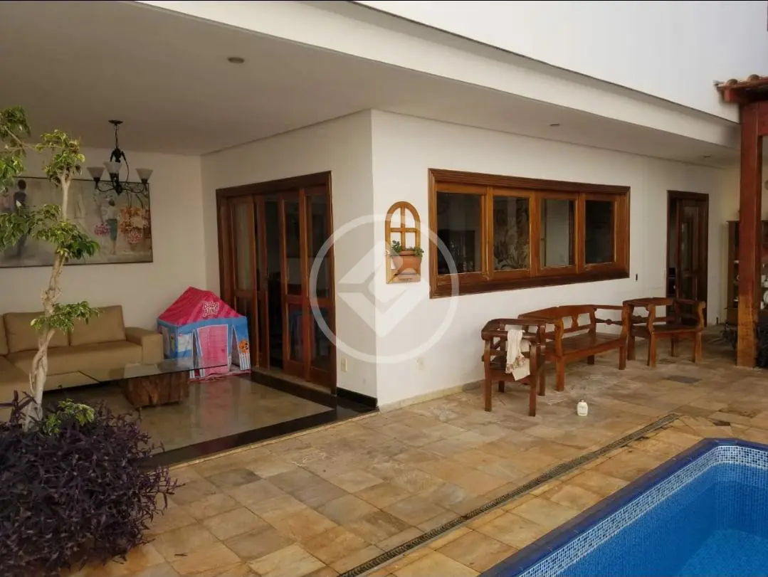 Casa 7 quartos no Tabajaras, Uberlândia — foto 3 de 6