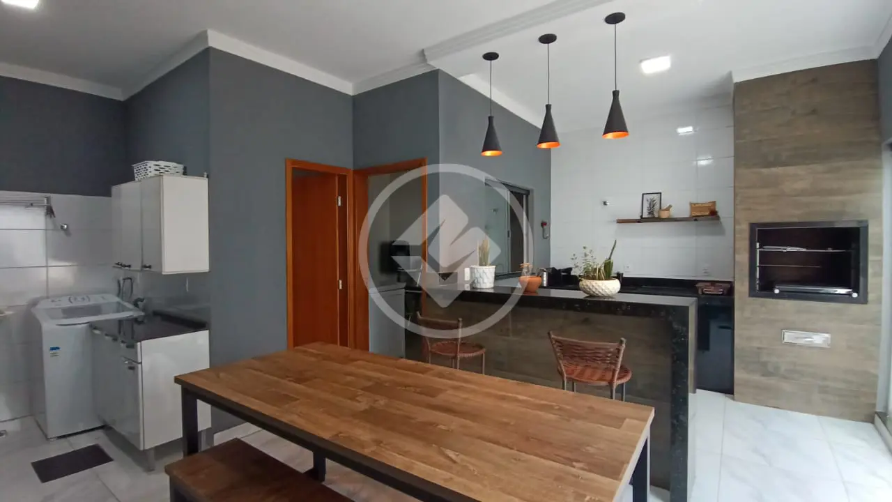 Casa Jardim Brasília, Uberlândia - MG — foto 1