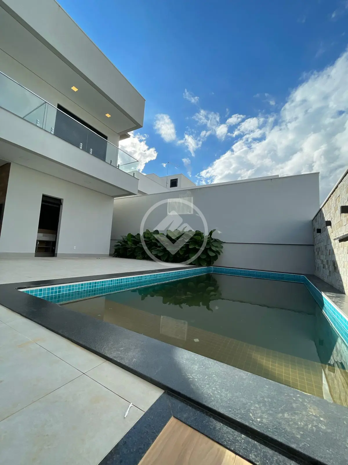 Sobrado Em Condomínio Jardim Espanha, Uberlândia - MG — foto 2