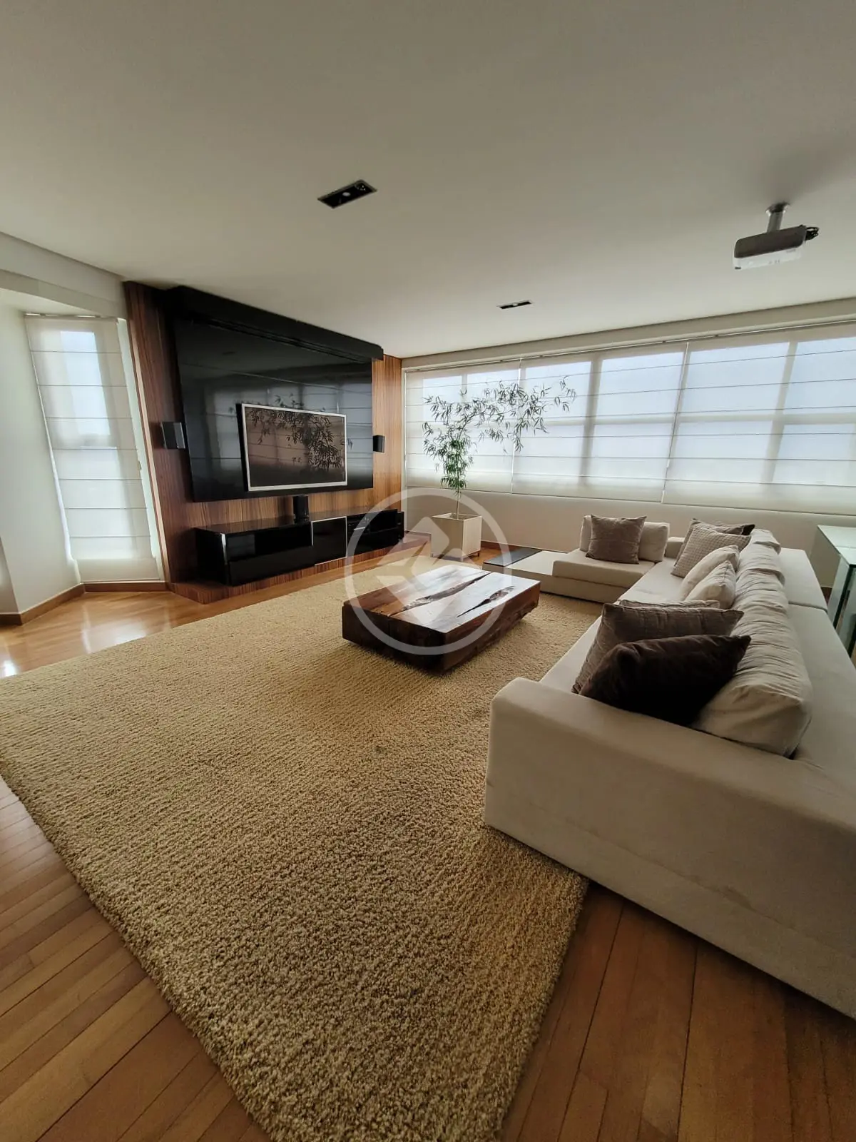Apartamento à venda com 4 Quartos, sendo 4 Suítes - 460 m² - Fundinho - Uberlândia/MG