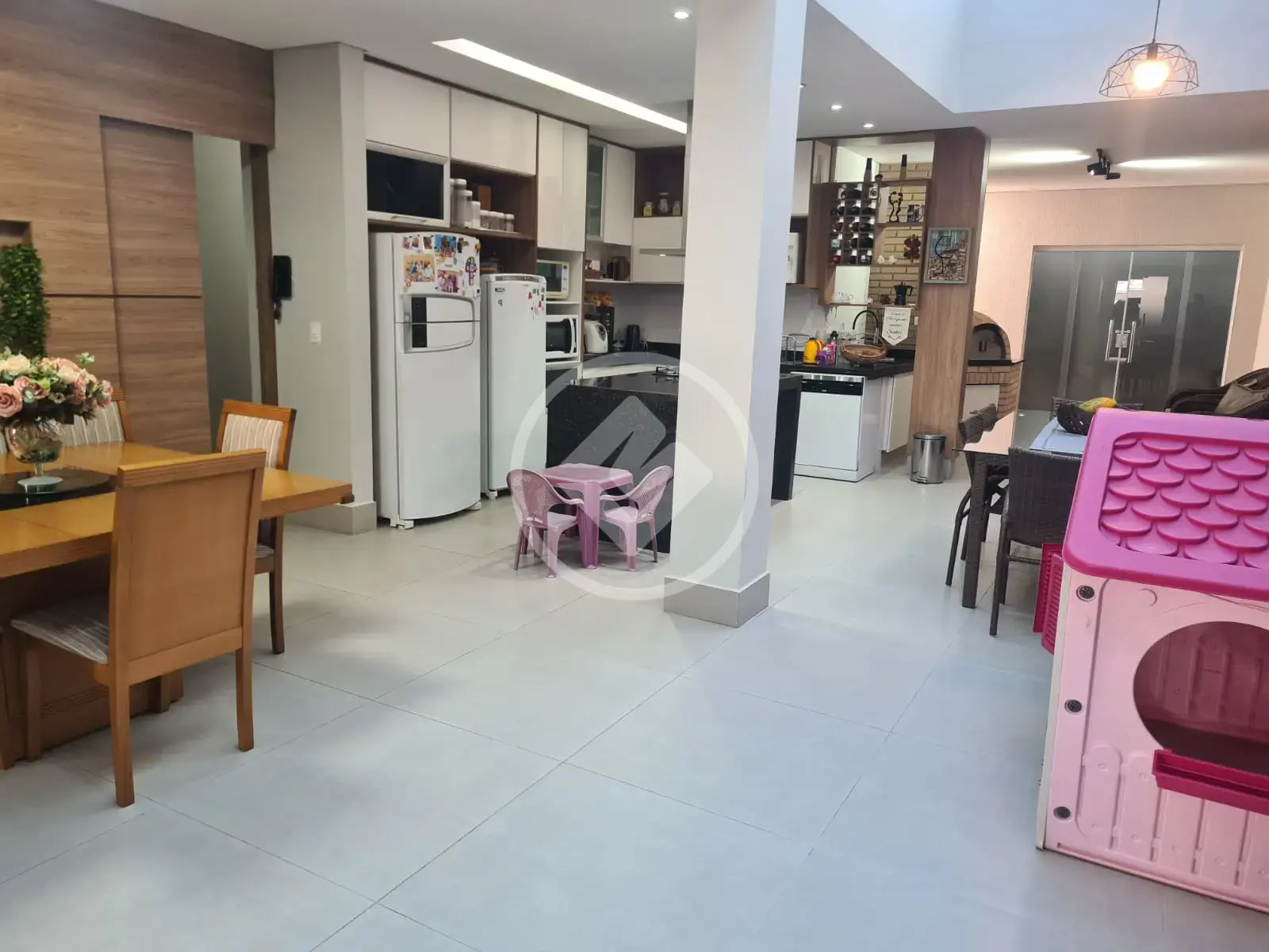 Casa 4 quartos no Santa Rosa, Uberlândia — foto 2 de 6