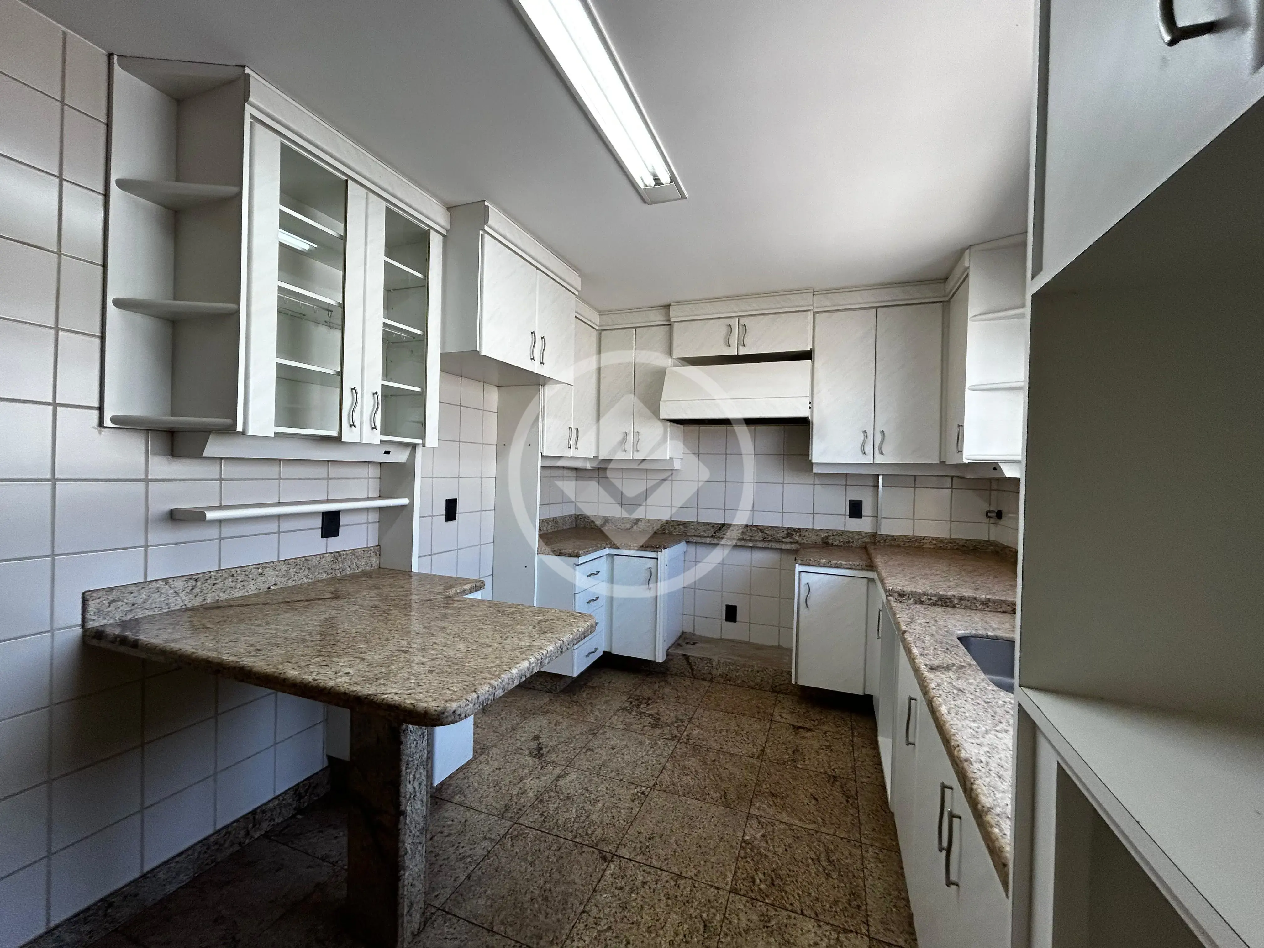 Apartamento 4 quartos no FUNDINHO, Uberlândia — foto 4 de 6