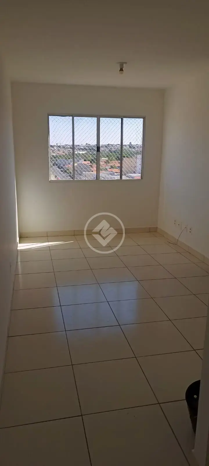 Apartamento à Venda com 2 Quartos - 48m² - Jardim Holanda - Uberlândia/MG