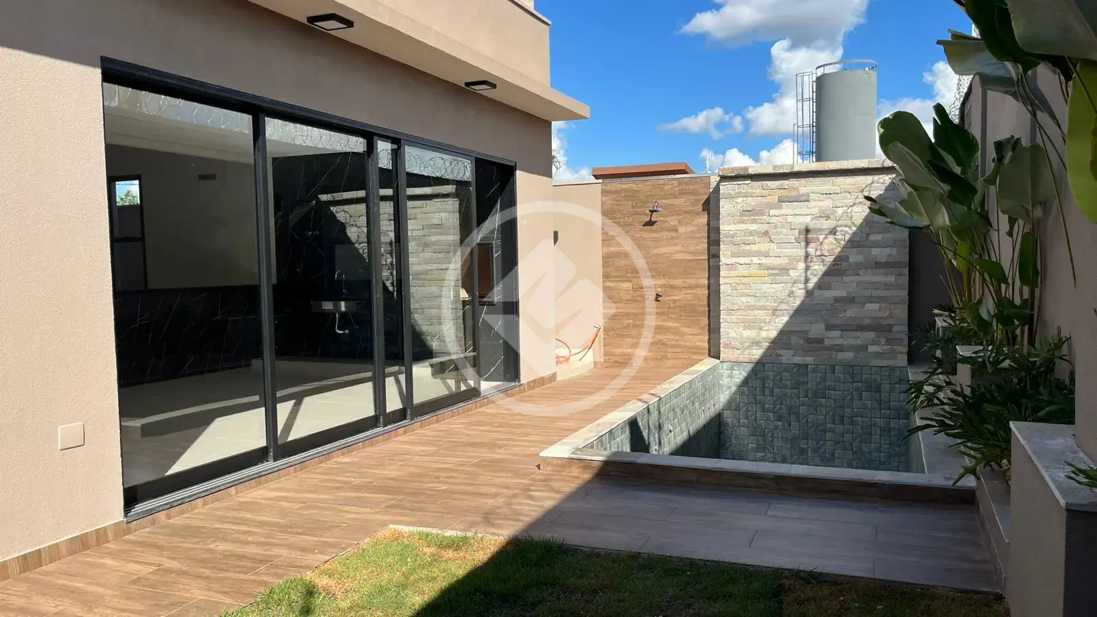 Casa Condomínio 3 quartos no Jardim Espanha, Uberlândia — foto 5 de 6