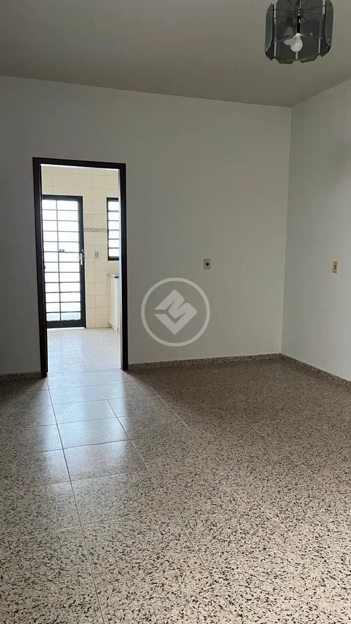 Casa 3 quartos no Santa Mônica, Uberlândia — foto 4 de 6