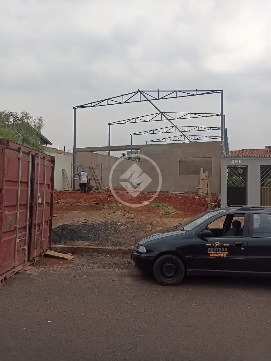 Galpão no Alto Umuarama, Uberlândia — foto 3 de 3