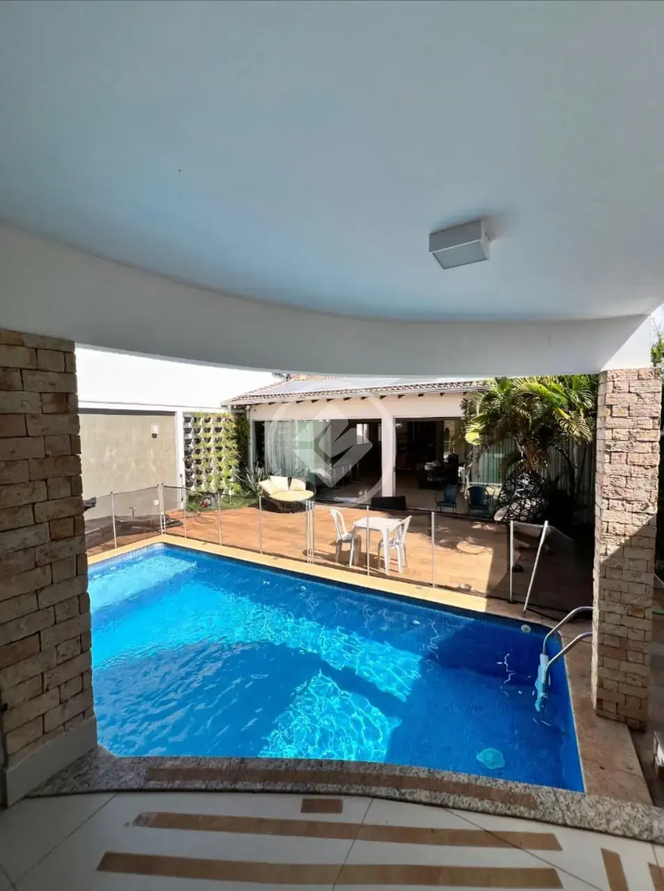 Sobrado 4 quartos no Jardim Colina, Uberlândia — foto 3 de 6
